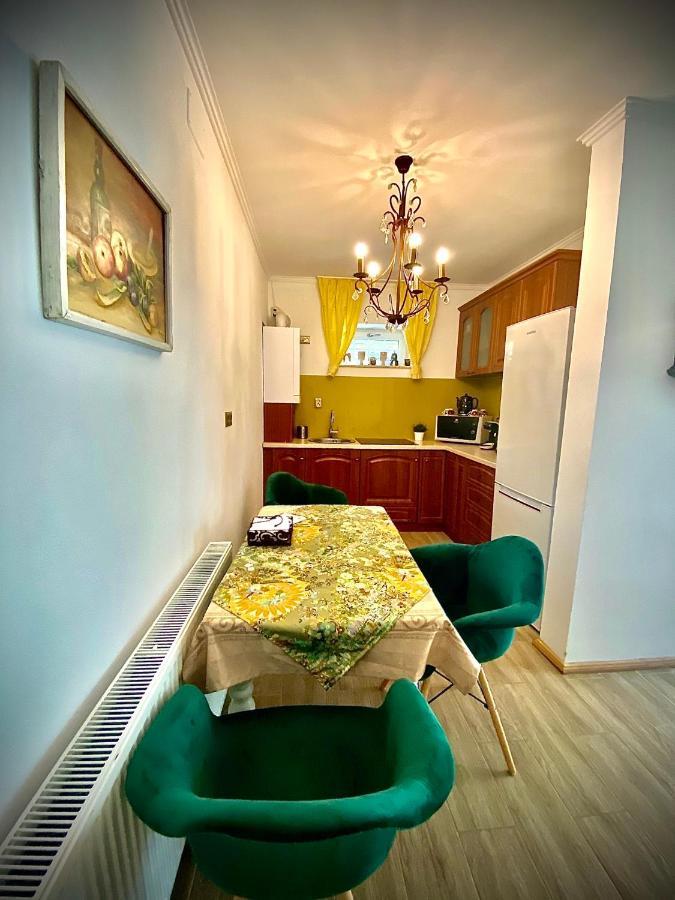Sarada Boutique Luxury Apartment Дева Экстерьер фото