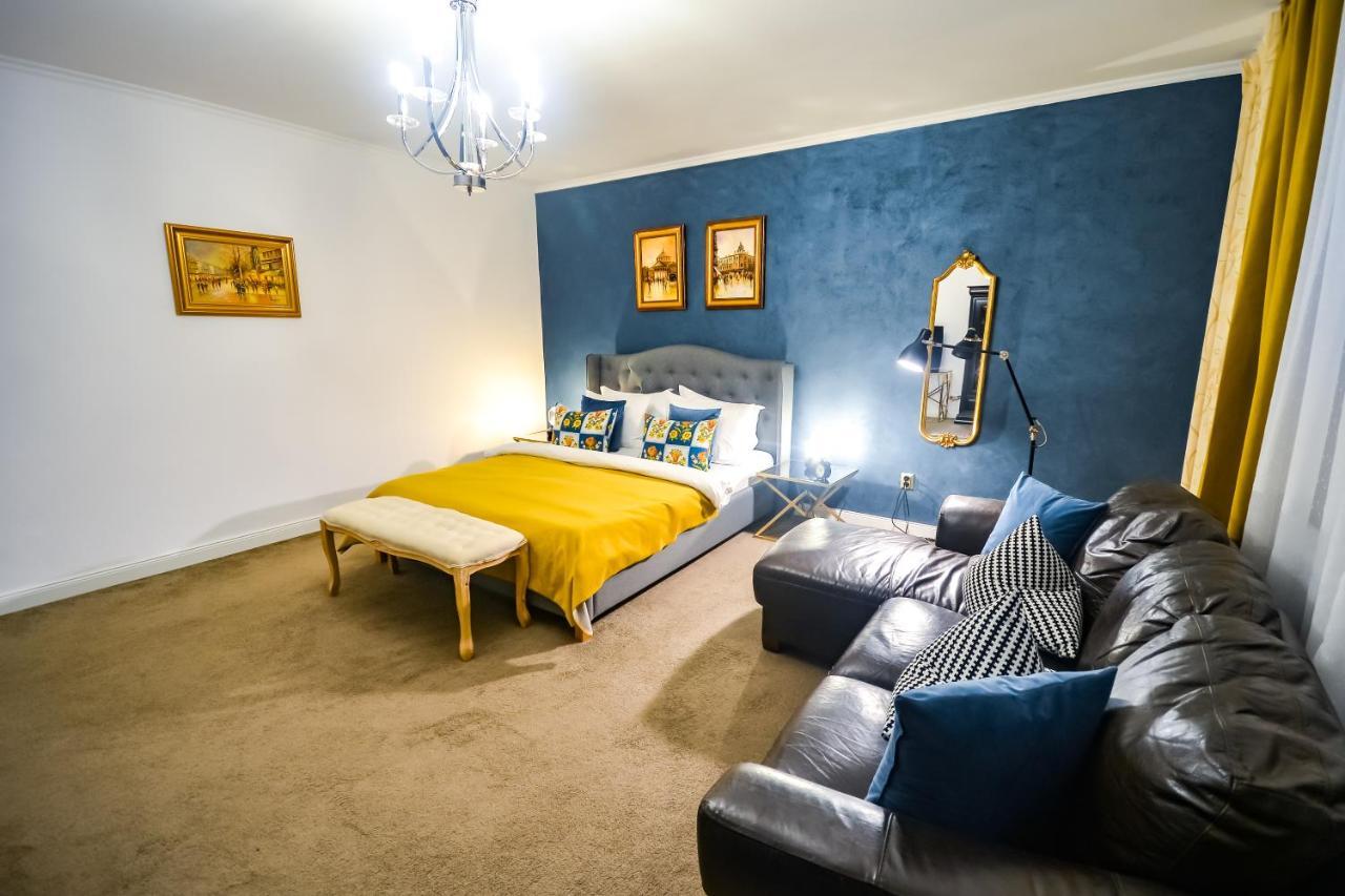 Sarada Boutique Luxury Apartment Дева Экстерьер фото